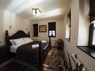Гостевой дом Guest house DON-lux Плевля Двухместный номер Делюкс с 1 кроватью или 2 отдельными кроватями, вид на город-5